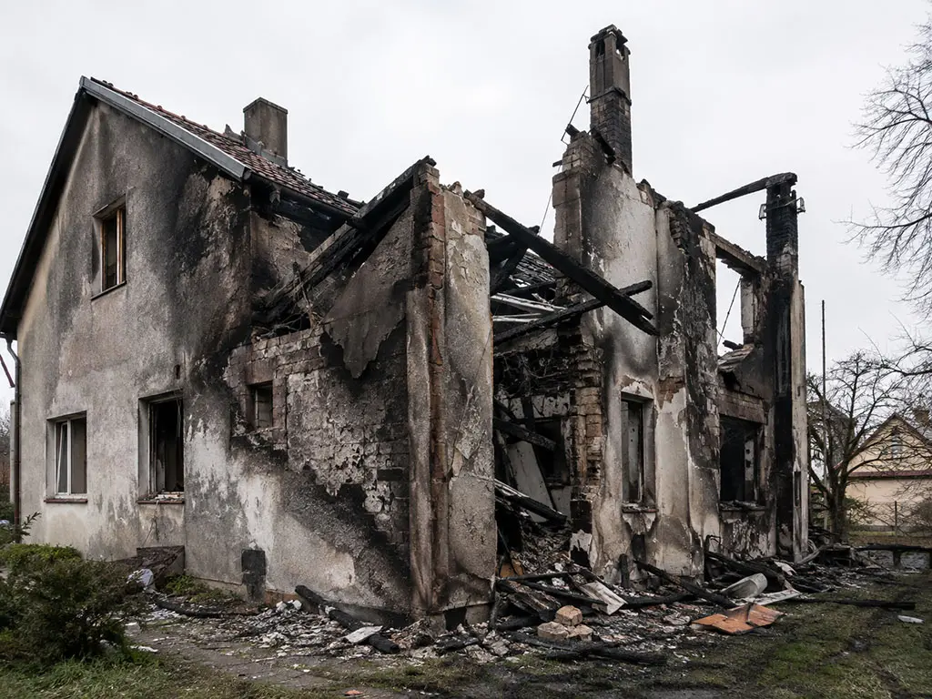 Maison en perte totale après un sinistre majeur